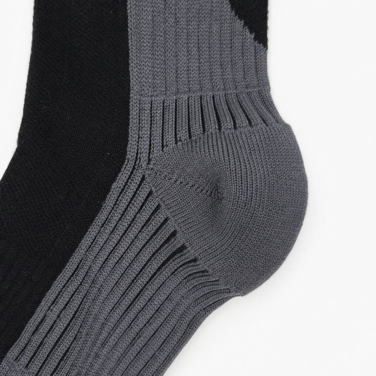 Magsnapic® Charge Smart Heated Ski Socks 03